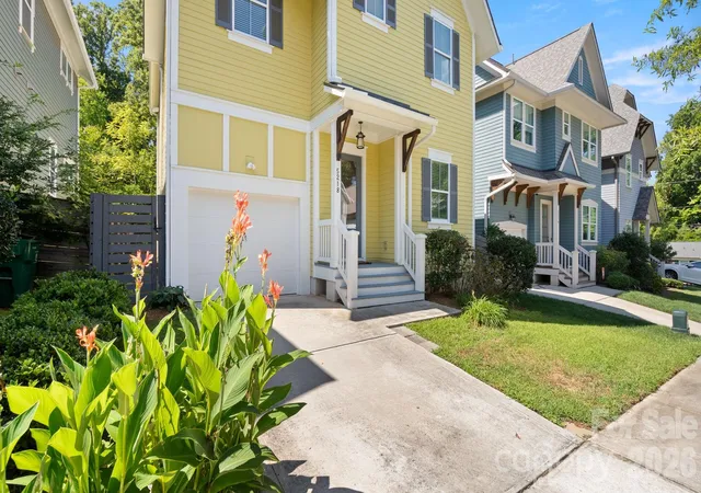 Photo 3 of Single family home for sale at 5218 Kelly St, Charlotte, NC 28205 | MLS# 4420317 | Listing updated on 2026-10-01