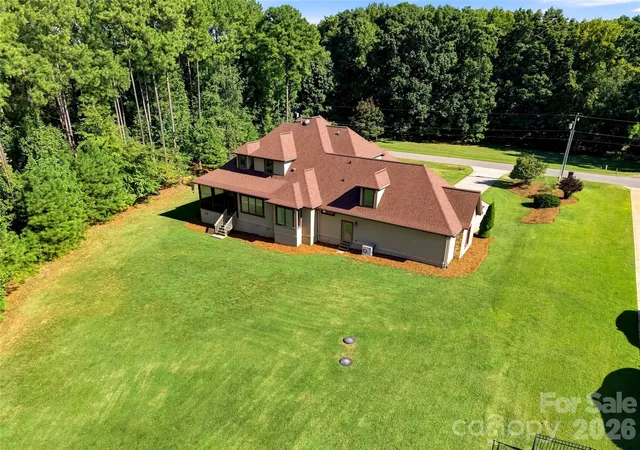Photo 4 of Single family home for sale at 108 Washam Rd, Mooresville, NC 28117 | MLS# 4420432 | Listing updated on 2026-10-02