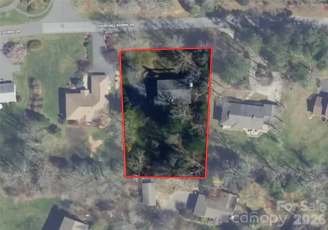 Photo 39 of Single family home for sale at 121 Churchill Downs Dr, Fairview, NC 28730 | MLS# 4420443 | Listing updated on 2026-10-06
