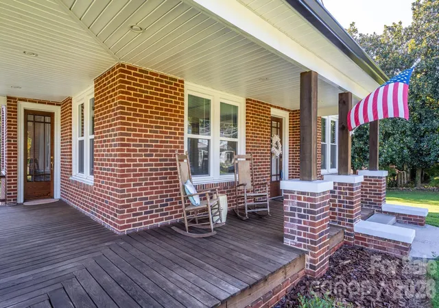 Photo 3 of Single family home for sale at 3426 Harmony Hwy, Harmony, NC 28634 | MLS# 4420480 | Listing updated on 2026-09-13