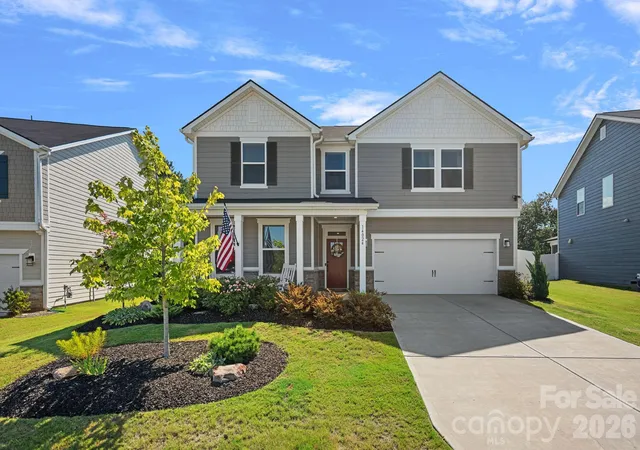 Photo 1 of Single family home for sale at 14024 Fairy Tale Ct, Huntersville, NC 28078 | MLS# 4420507 | Listing updated on 2026-10-01