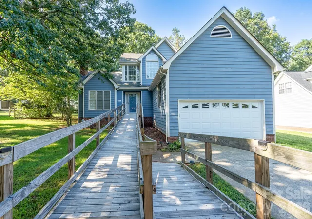 Photo 4 of Single family home for sale at 3071 Beech Ct, Indian Trail, NC 28079 | MLS# 4420545 | Listing updated on 2026-09-14