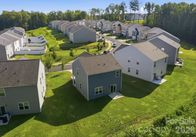 Photo 2 of Single family home for sale at 1314 37th Avenue Ln Ne, Hickory, NC 28601 | MLS# 4420670 | Listing updated on 2026-09-13