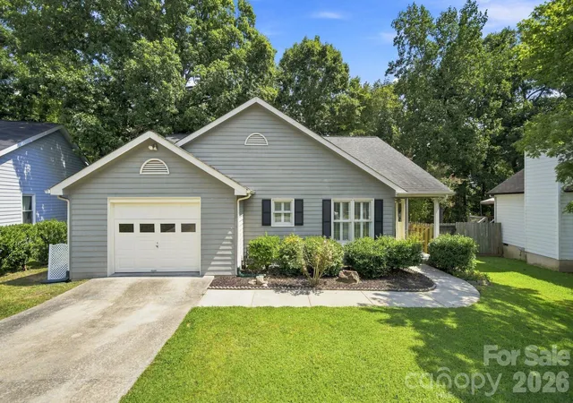 Photo 1 of Single family home for sale at 167 Sea Is Blvd, Fort Mill, SC 29708 | MLS# 4420678 | Listing updated on 2026-09-12
