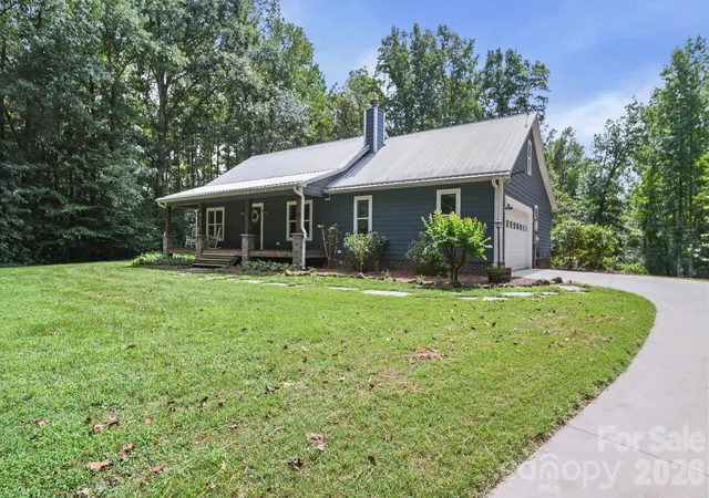 Photo 2 of Single family home for sale at 635 Rhododendron Dr, Salisbury, NC 28146 | MLS# 4420684 | Listing updated on 2026-09-15