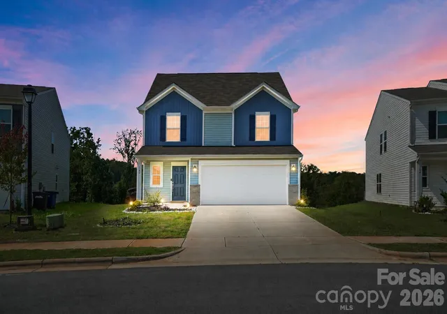 Photo 2 of Single family home for sale at 146 Brentwood Dr, Statesville, NC 28625 | MLS# 4420763 | Listing updated on 2026-09-23