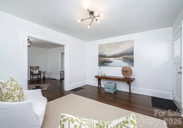 Photo 4 of Single family home for sale at 205 West 6th Ave, Gastonia, NC 28052 | MLS# 4420877 | Listing updated on 2026-10-05