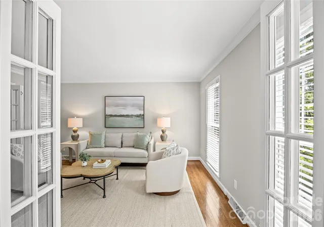 Photo 4 of Single family home for sale at 2710 Wamath Dr, Charlotte, NC 28210 | MLS# 4420927 | Listing updated on 2026-10-08