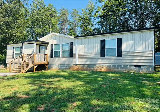 Photo 1 of Single family home for sale at 6380 Old US 70 Hwy, Cleveland, NC 27013 | MLS# 4421017 | Listing updated on 2026-09-12