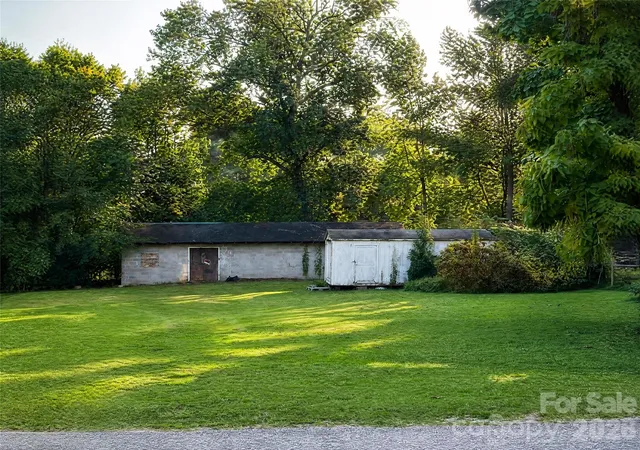 Photo 1 of Land for sale at 818 Skyland St, Kannapolis, NC 28083 | MLS# 4421099 | Listing updated on 2026-09-11
