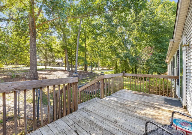 Photo 4 of Single family home for sale at 45 Shelby Rd, Asheville, NC 28806 | MLS# 4421176 | Listing updated on 2026-10-03