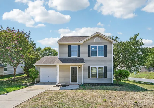 Photo 1 of Single family home for sale at 1695 Tate Rd, Rock Hill, SC 29732 | MLS# 4421254 | Listing updated on 2026-10-05