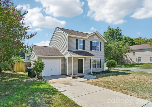 Photo 3 of Single family home for sale at 1695 Tate Rd, Rock Hill, SC 29732 | MLS# 4421254 | Listing updated on 2026-10-05