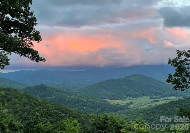 Photo 3 of Single family home for sale at 30 Wedgewood Ter, Black Mountain, NC 28711 | MLS# 4421257 | Listing updated on 2026-09-15
