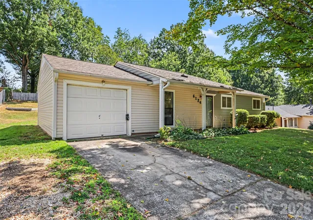 Photo 1 of Sale Pending at 6124 Dwightware Blvd, Charlotte, NC 28227 | MLS# 4421306 | Listing updated on 2026-09-25