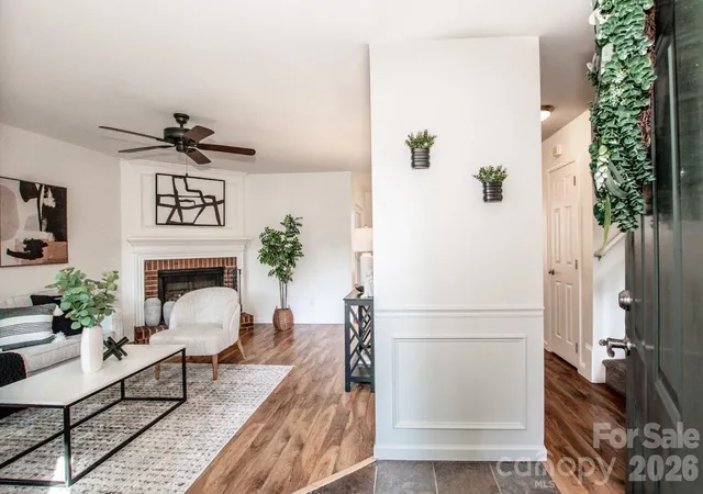 Photo 2 of Single family home for sale at 7605 Wynstone Ridge Cir, Huntersville, NC 28078 | MLS# 4421320 | Listing updated on 2026-10-04