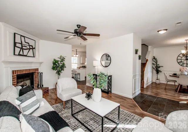 Photo 3 of Single family home for sale at 7605 Wynstone Ridge Cir, Huntersville, NC 28078 | MLS# 4421320 | Listing updated on 2026-10-04