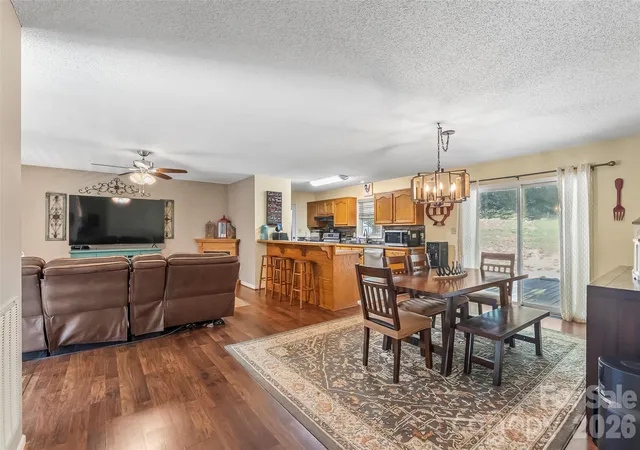Photo 4 of Single family home for sale at 132 Dogwood Hts Dr, Marion, NC 28752 | MLS# 4421335 | Listing updated on 2026-09-18