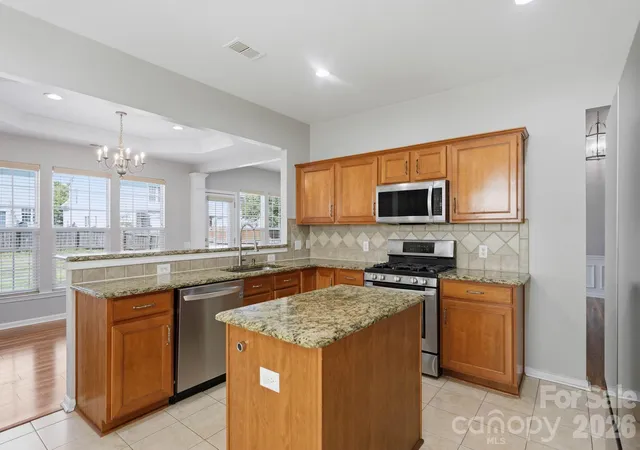 Photo 3 of Single family home for sale at 11239 Cypress View Dr, Charlotte, NC 28262 | MLS# 4421352 | Listing updated on 2026-10-18