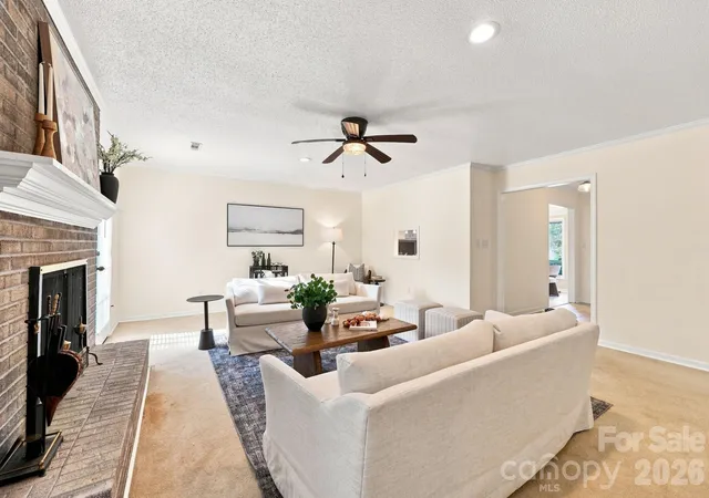 Photo 3 of Single family home for sale at 103 Briar Ridge Cir, Winston Salem, NC 27104 | MLS# 4421455 | Listing updated on 2026-09-15