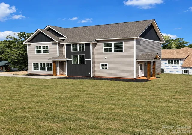 Photo 3 of Single family home for sale at 840 Woodrun Dr, Mount Gilead, NC | MLS# 4421562 | Listing updated on 2026-09-25