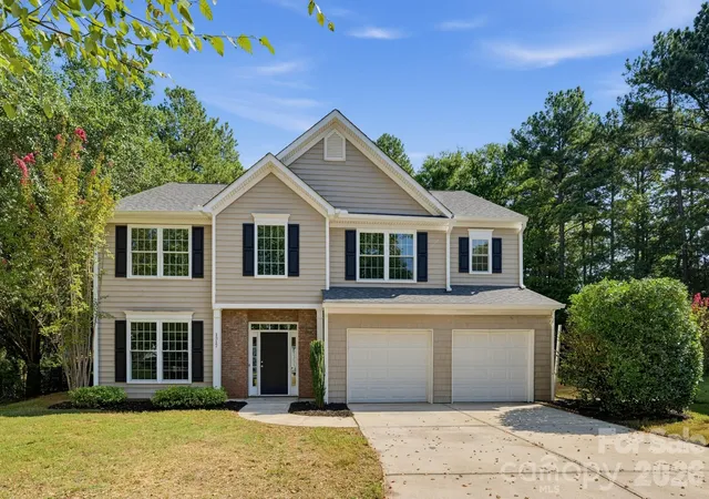 Photo 2 of Sale Pending at 1317 Cool Mist Ct, Fort Mill, SC 29707 | MLS# 4421631 | Listing updated on 2026-09-14