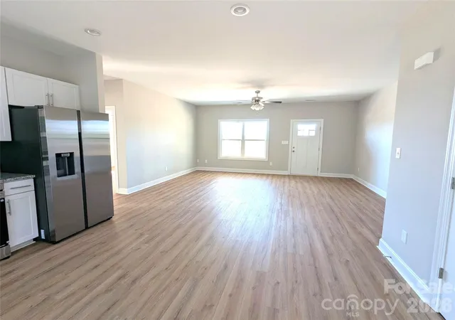 Photo 3 of Single family home for sale at 1609 N Sutherland Ave, Monroe, NC 28110 | MLS# 4421643 | Listing updated on 2026-09-13