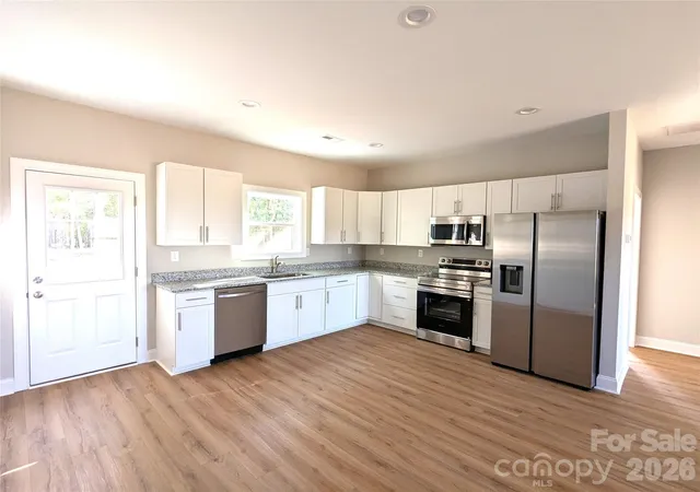 Photo 4 of Single family home for sale at 1609 N Sutherland Ave, Monroe, NC 28110 | MLS# 4421643 | Listing updated on 2026-09-13