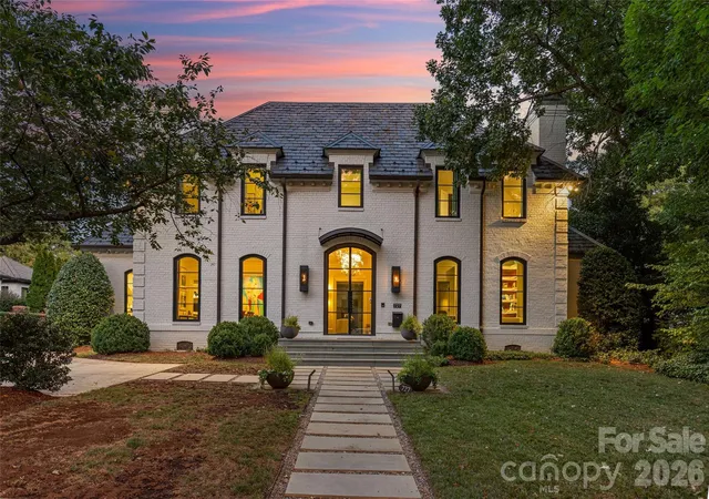 Single family home for sale at 727 Colville Rd, Charlotte, NC 28207 | MLS# 4421700