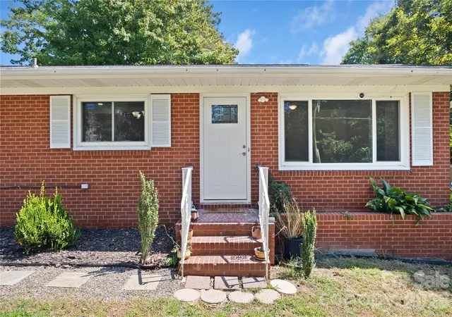 Photo 2 of Single family home for sale at 411 Coble Ave, Albemarle, NC 28001 | MLS# 4421862 | Listing updated on 2026-09-14