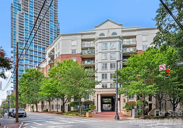 Condo for sale at 300 W 5th Street #535, Charlotte, NC 28202 | MLS# 4421871