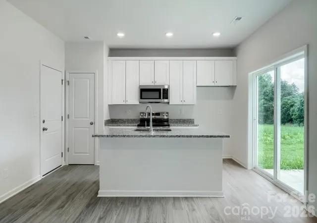 Photo 3 of Single family home for sale at 3334 Laboratory Rd, Lincolnton, NC 28092 | MLS# 4421992 | Listing updated on 2026-10-03