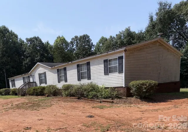 Photo 2 of Single family home for sale at 4021 Craig Rd, Sharon, SC 29742 | MLS# 4422011 | Listing updated on 2026-09-14