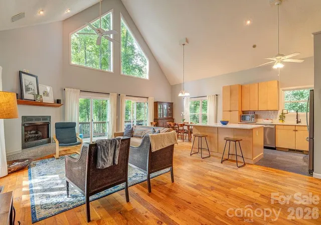 Photo 3 of Single family home for sale at 11 Muirfield Ct, Arden, NC 28704 | MLS# 4422078 | Listing updated on 2026-09-12