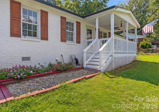 Photo 1 of Sale Pending at 3601 Chapelwood Dr, Gastonia, NC 28052 | MLS# 4422096 | Listing updated on 2026-09-22