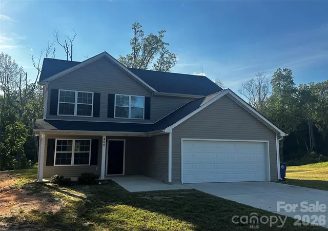 Photo 1 of Single family home for sale at 408 S Elm St, Pageland, SC 29728 | MLS# 4422110 | Listing updated on 2026-09-11