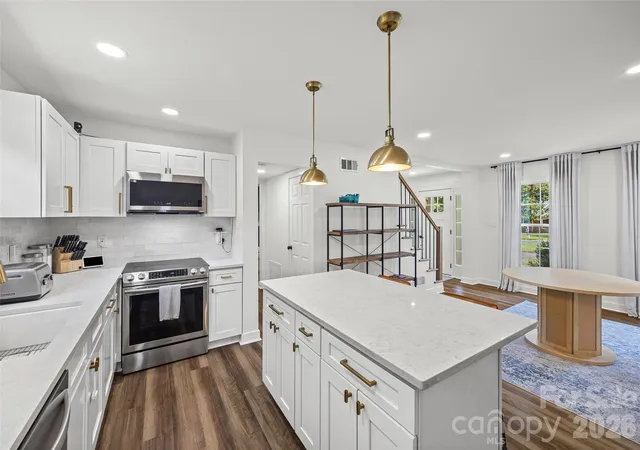 Photo 3 of Single family home for sale at 7925 Jefferson Colony Rd, Mint Hill, NC 28227 | MLS# 4422133 | Listing updated on 2026-09-15