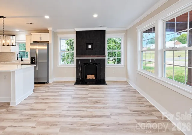 Photo 3 of Single family home for sale at 142 S Morrow Ave, Albemarle, NC 28001 | MLS# 4422142 | Listing updated on 2026-09-15
