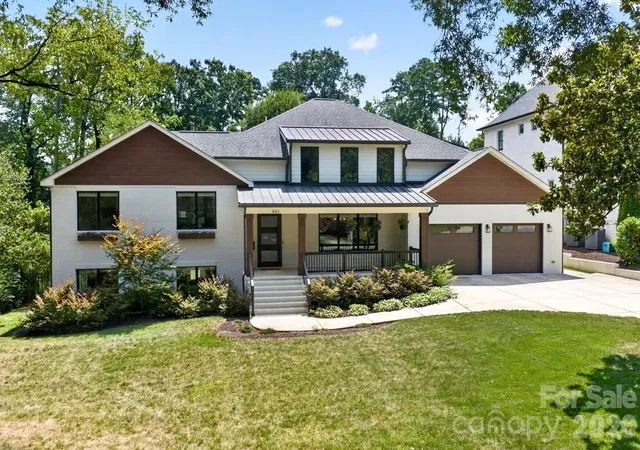 Photo 1 of Single family home for sale at 842 Linda Ln, Charlotte, NC 28211 | MLS# 4422188 | Listing updated on 2026-09-11