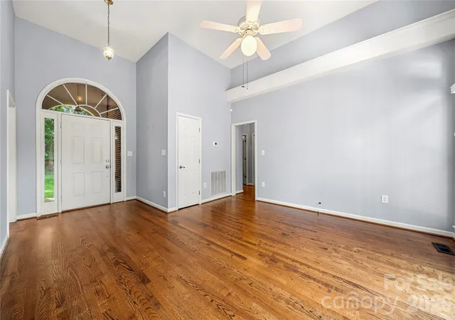 Photo 3 of Single family home for sale at 207 Hollow Rd, Lincolnton, NC 28092 | MLS# 4422229 | Listing updated on 2026-09-14
