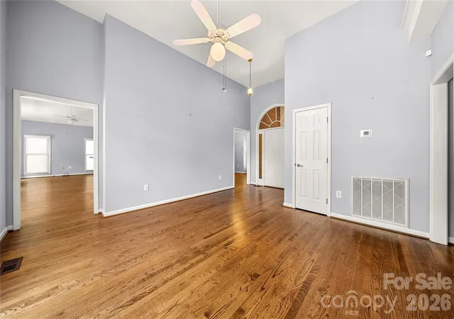 Photo 4 of Single family home for sale at 207 Hollow Rd, Lincolnton, NC 28092 | MLS# 4422229 | Listing updated on 2026-09-14