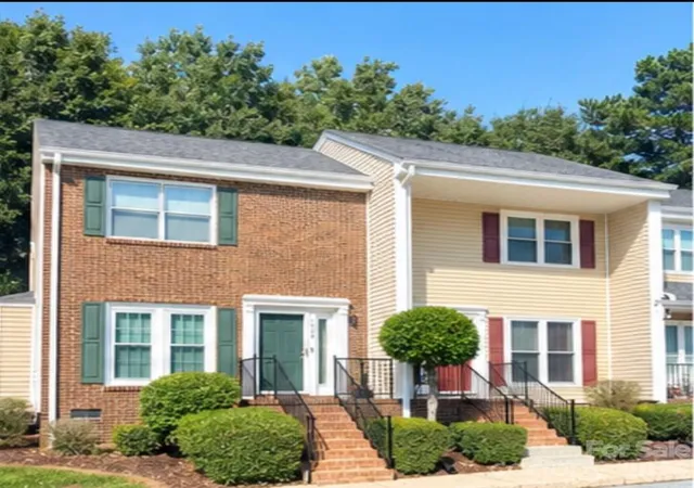 Photo 2 of Condo for sale at 1117 Surry Ln, Gastonia, NC 28054 | MLS# 4422253 | Listing updated on 2026-09-09