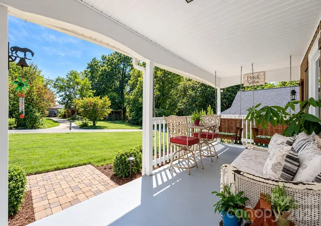 Photo 3 of Single family home for sale at 802 Fargo Dr SW, Concord, NC 28027 | MLS# 4422256 | Listing updated on 2026-09-13