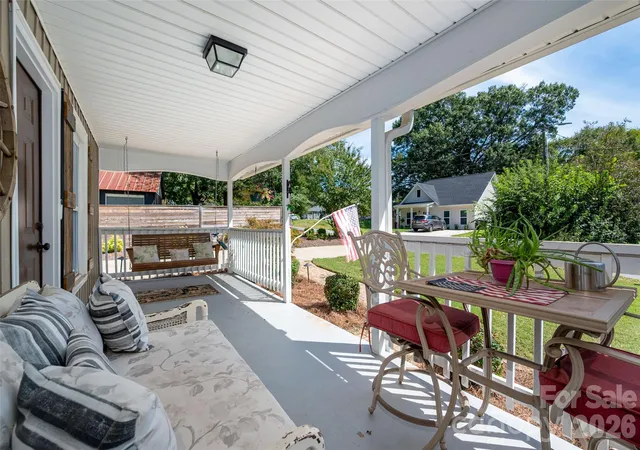 Photo 4 of Single family home for sale at 802 Fargo Dr SW, Concord, NC 28027 | MLS# 4422256 | Listing updated on 2026-09-13