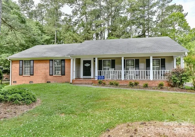 Photo 1 of Single family home for sale at 7115 Powder Ml Pl, Charlotte, NC 28277 | MLS# 4422315 | Listing updated on 2026-09-11