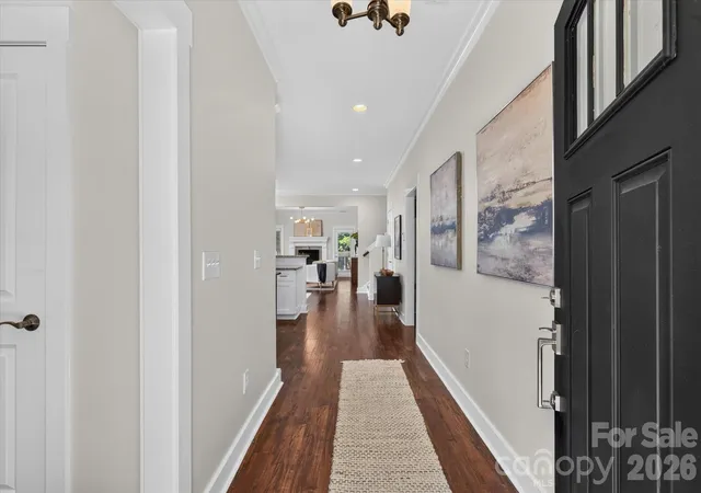Photo 3 of Single family home for sale at 2562 Roseview Ln, Charlotte, NC 28205 | MLS# 4422319 | Listing updated on 2026-10-13