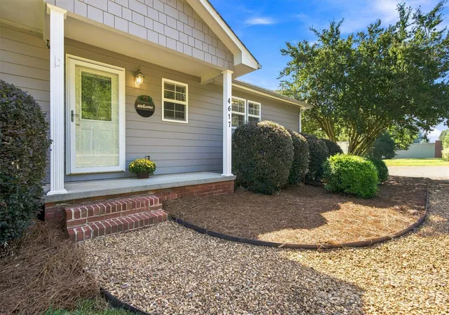 Photo 3 of Single family home for sale at 4617 Old Plank Rd, Iron Station, NC 28080 | MLS# 4422370 | Listing updated on 2026-10-04