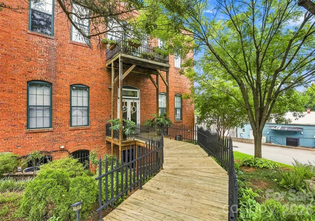Photo 3 of Condo for sale at 102 Russell St #204, Easley, SC 29640 | MLS# 4422396 | Listing updated on 2026-10-08