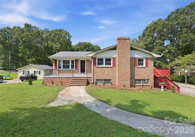 Photo 1 of Single family home for sale at 1014 Hoke St, Kannapolis, NC 28081 | MLS# 4422401 | Listing updated on 2026-09-21