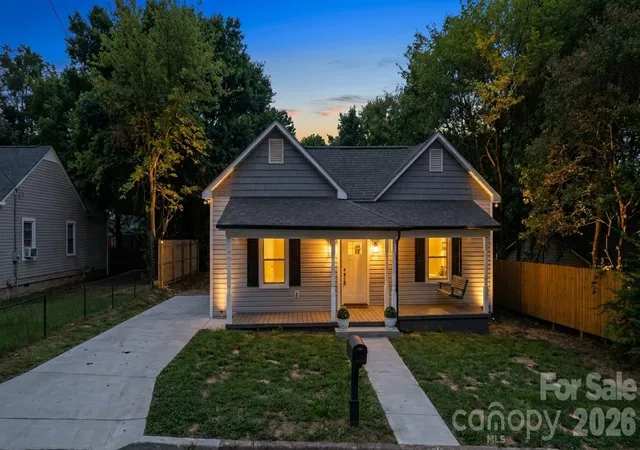 Photo 2 of Single family home for sale at 172 Eudy Dr Nw, Concord, NC 28025 | MLS# 4422402 | Listing updated on 2026-09-15
